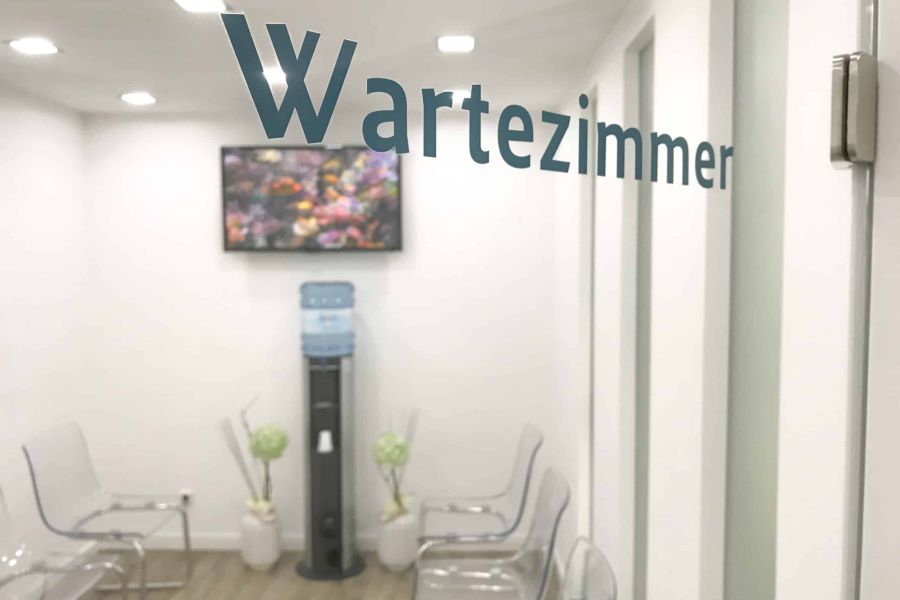 Wartezimmer Zahnärzte Jahn & Kollegen 