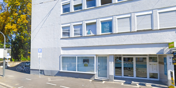 Außenansicht der Zahnarztpraxis Jahn und Kollegen in Darmstadt